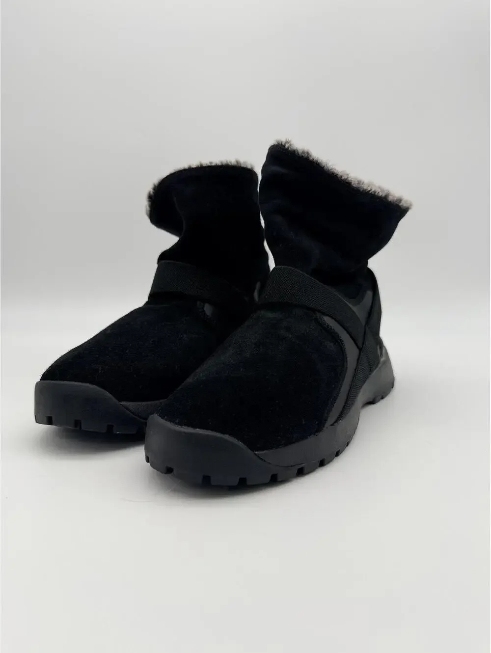 Nike Golkana Women's Winter Boot Triple Black Faux Fur Lined‎ Size 9